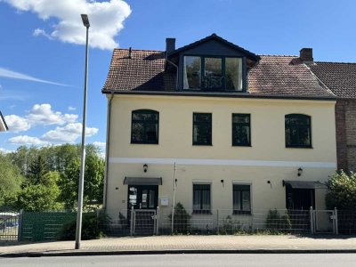 Schönes saniertes Mehrfamilienhaus mit 3 Wohnungen in Sternberg - PROVISIONSFREI