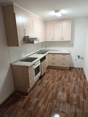 Oderstraße 39, 73529 Schwäbisch Zwei Zimmer Wohnung mit Balkon und Garage