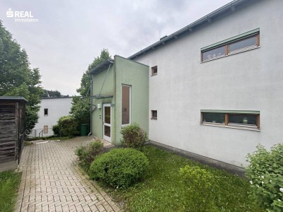 Ruhig wohnen, stadtnah leben – 2-Zimmer-Wohnung in Hart bei Graz mit sonnigem Balkon und Carport