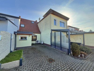 Arbeiten und Wohnen unter einem Dach in zwei Reihenhäusern im entspannten Brandenburger Land