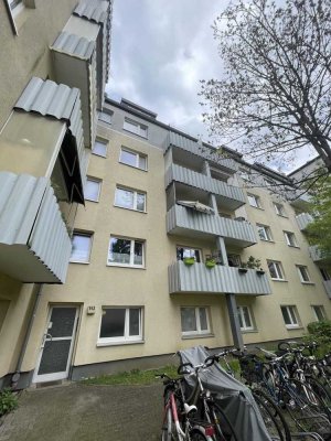 Schönes 1,5 Raum Apartment-Provisionsfrei in Mörsenbroich zur Eigennutzung! Bezugsfrei!