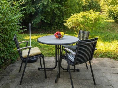 Studio in bester Lage mit eigener Terrasse, Abendsonne und fußläufig zum Strand.