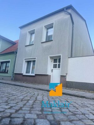 Reihenmittelhaus mit Hinterhof und Garage