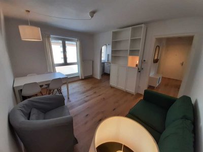 Schöne, möblierte 3-Zimmer-Wohnung mit Balkon in der Augsburger Innenstadt