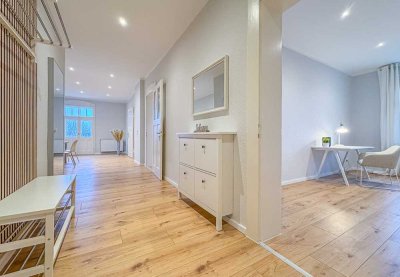 Erstbezug nach Sanierung* 4-RW* 2 Balkone* EBK* moderne Möblierung* PKW-SP* nachgefragte Wohnlage*