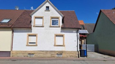 Sanierungsbedürftiges Einfamilienhaus mit Scheune in Rohrbach zu verkaufen !