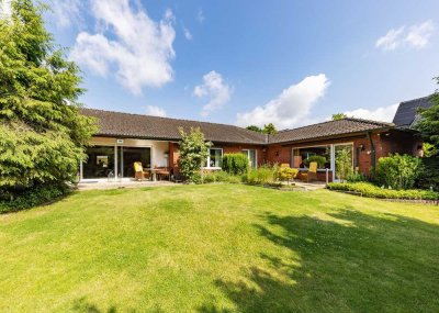 Freistehendes Einfamilienhaus auf großem Sonnengrundstück!