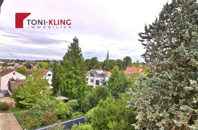 Zweizimmer Dachgeschosswohnung in kleiner Einheit.
