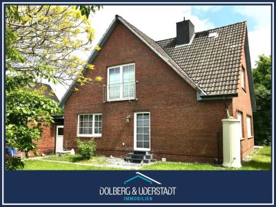 Geräumiges Einfamilienhaus mit Einliegerwohnung
in ruhiger Wohnlage von Wacken