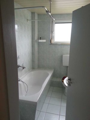 WG-Zimmer mit großem Balkon in ruhiger Lage in Au am Rhein