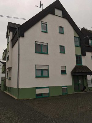 Freundliche und gepflegte 3-Zimmer-Wohnung mit Balkon in Koblenz