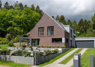 Begehrteste Wohnlage der Nordheide, eine Symbiose aus Design, Funktionalität und Naturverbundenheit.