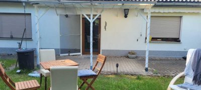 Schöne 3-Zimmer-Terrassenwohnung mit Balkon und Einbauküche in Genthin