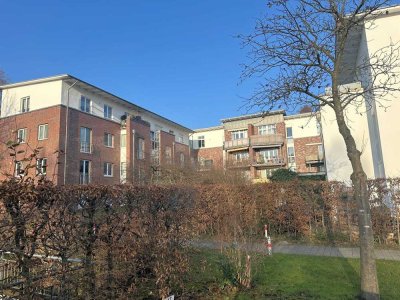 Gepflegte, moderne und ruhige 
3 Zimmer-ETW mit TG-Stellplatz
in Alt-Osdorf