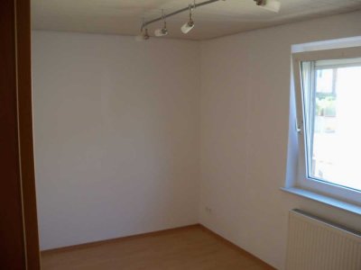 Geschmackvolle 3-Zimmer-Erdgeschosswohnung mit Balkon in Ulm-Mähringen