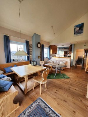 2,5-Zimmer-Maisonette-Wohnung mit Münsterblick – möbliert & mit Tiefgaragenstellplatz – Eselsberg