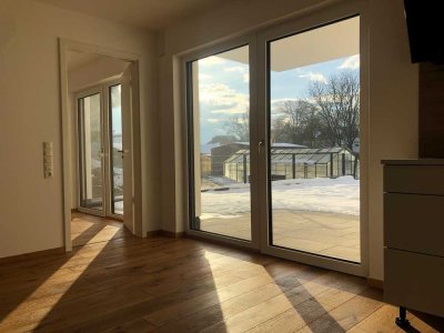 Helle 2-Zimmerwohnung mit Gartenanteil neben dem  Allachbach