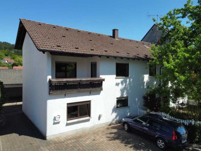 Großzügiges Ein- bis Zweifamilienhaus in ruhiger Lage!