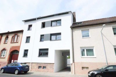 WRS Immobilien - Neu-Isenburg - sanierte 3 Zimmer Wohnung mit PKW-Stellplatz - ohne Balkon