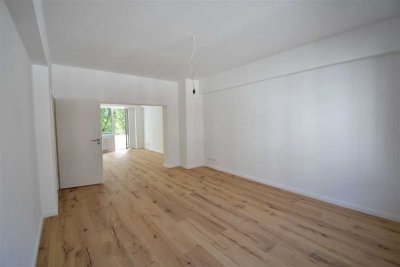 ERSTBEZUG! Großzügige 2-Zimmer-Whg mit Balkon in D-OBK