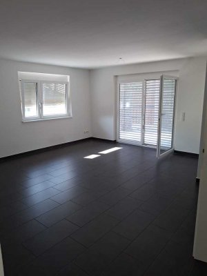 2-Zimmer-Neubau, barrierefrei, für Jung und Alt geeignet
