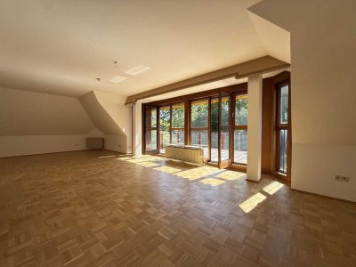 Exklusive Dachgeschosswohnung mit großer Dachterrasse, Garage und 141 m² Wohnfläche in Aachen