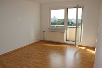 NEU: 1-Raum-Wohnung mit Balkon + EBK !!!