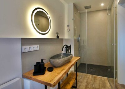 Top Apartment! Stylische Einrichtung!