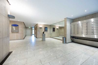 Urbanes Leben in Golzheim: Kompaktes vollmöbliertes 1-Zimmer-Apartment mit Balkon