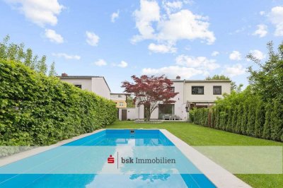 Sanierte DHH mit Pool, Garten und gehobener Ausstattung