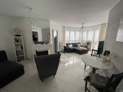 Stilvolle, neuwertige 2-Zimmer-Wohnung mit Balkon und EBK in Mainz