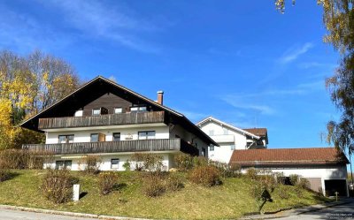 Ruhig gelegenes Zuhause im Herzen des Bayerischen Waldes – 3-Zimmer-Wohnung mit sonnigem Balkon!