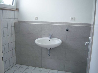 Helle 2-Zimmer Wohnung im 2. OG in Solingen Ohligs/Aufderhöhe/Merscheid