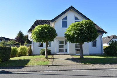 Renovierte Erdgeschosswohnung!