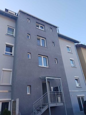 Provisionsfrei: Lichtdurchflutete Dachgeschosswohnung mit Alpenblick in Kempten