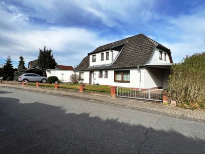 Einfamilienhaus mit Einliegerwohnung in Westerrönfeld. Toplage am Nord-Ostsee Kanal