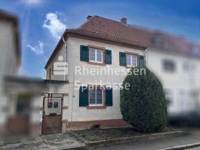 Charmante Doppelhaushälfte in Worms-Hochheim