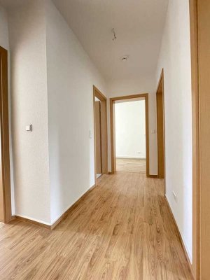 Renovierte 3-Raum Wohnung in der Schmatzfelder Straße