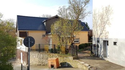 Schönes kleines saniertes Eigenheim - Nähe Stadtzentrum von Treuen