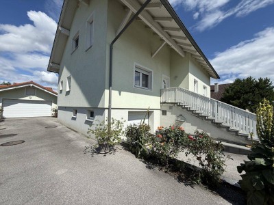 Tolles, gepflegtes Mehrfamilienhaus in Saubersdorf – 6 Zimmer, Balkon &amp; Garagen für € 450.000,00!