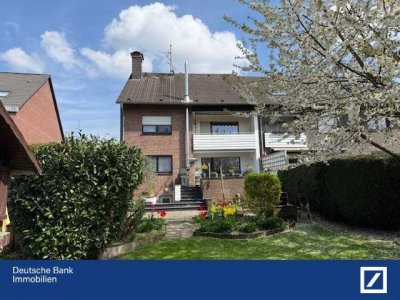 Idylle pur - Zweifamilienwohnhaus auf großem, parkähnlichem Grundstück!