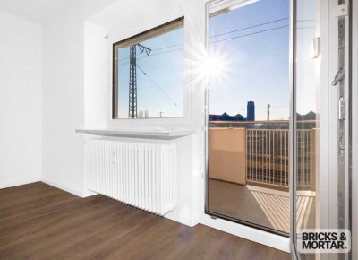 Top modernisierte Wohnung in 2023 mit einer Mietrendite von über 4% in Bahnhofnähe mit zwei Balkonen