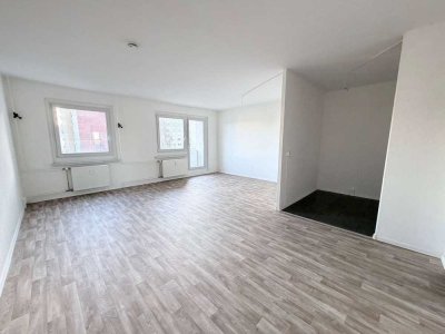 ** wir haben saniert ** perfekte 3 Zimmer mit Balkon und tollem Blick über Plauen****
