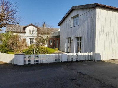 Gemütliches 3- bis 4-Familienhaus mit Ausbaupotential in Ausacker