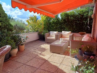 Stilvolle 3,5 Zimmer Terrassenwohnung in bester Lage von Weinheim