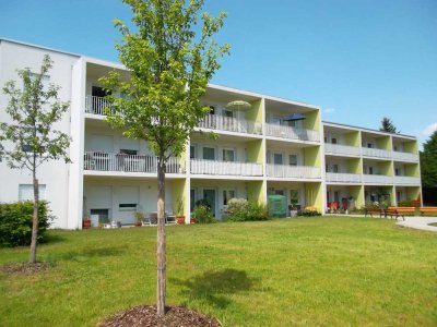 Roding . barrierearme  3-Zimmer-Wohnung mit Balkon im 1. OG - nur für Senioren