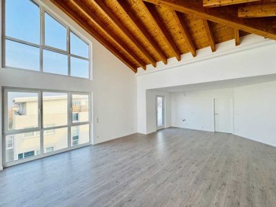 Penthouse mit Loft-Charakter außergewöhnliche 3-Zimmer-Wohnung mit Terrassen und Wow-Effekt