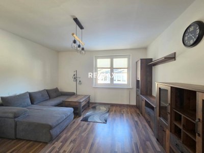 Einzugsbereit - Vollmöblierte 2-Zimmer-Wohnung mit Parkplatz