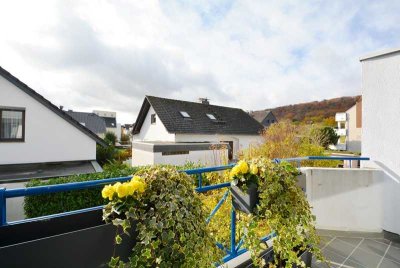 Gut geschnittene 2-Zi.-ETW mit Balkon und Tiefgaragenstellplatz in gesuchter Lage von Hofheim!