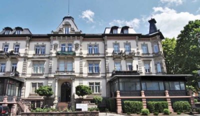 Frisch sanierte 2,5 Zimmer-Wohnung am Festspielhaus ab August 2026